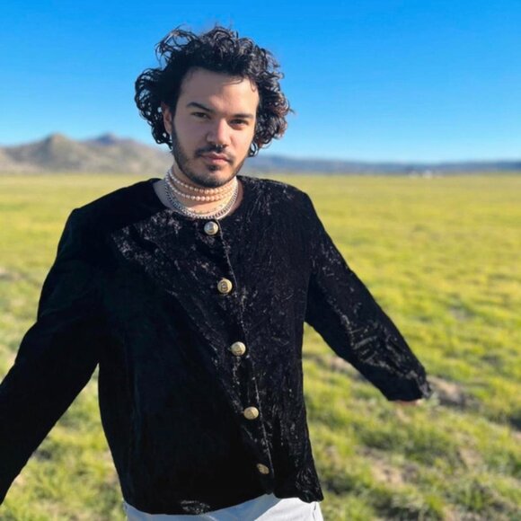 Vintage Black velvet button-up jacket ⚜️ - Picture 2 of 7